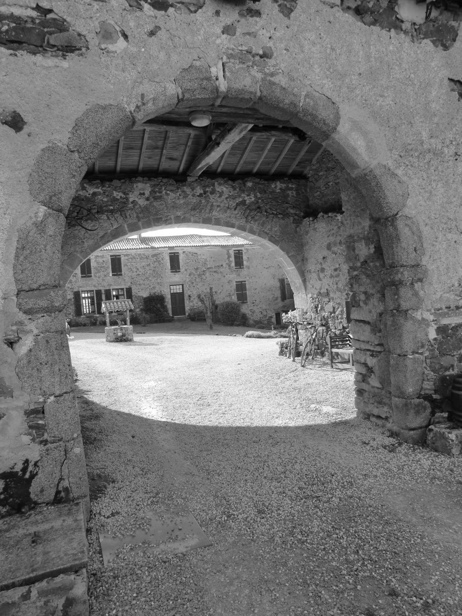 Chambre D'Hote Manoir De La Baudonniere Monsireigne 外观 照片